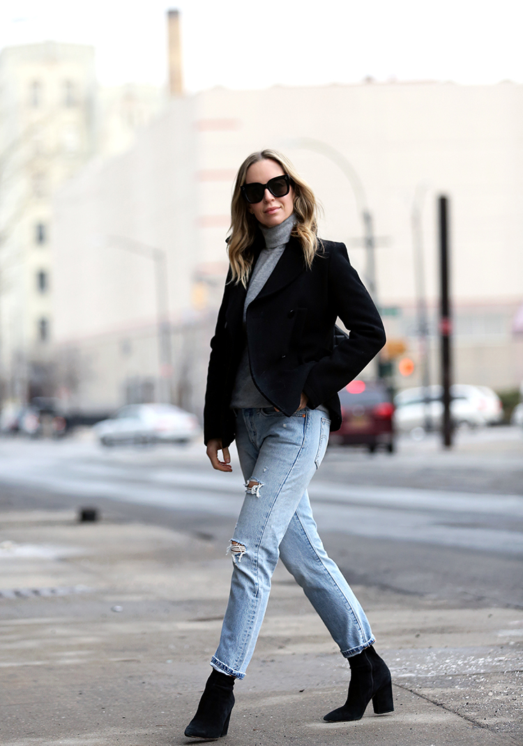 Winter Outfit Ideas, Boyfriend Jeans, Helena of Brooklyn Blonde